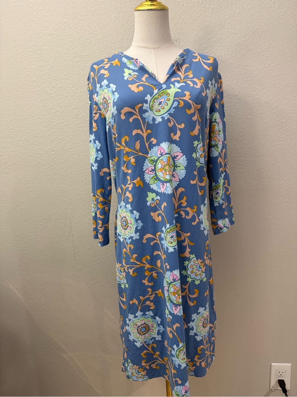JMclaughlin Blue Floral V-Neck Long Sleeve Women's Dress